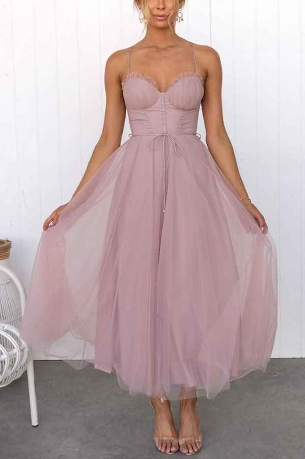 Robe Maxi Élégante à Bretelles en Mousseline pour une Fête de Princesse Moderne