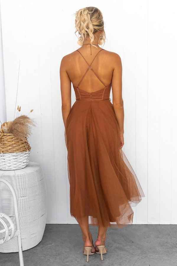 Robe Maxi Élégante à Bretelles en Mousseline pour une Fête de Princesse Moderne
