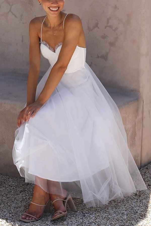 Robe Maxi Élégante à Bretelles en Mousseline pour une Fête de Princesse Moderne
