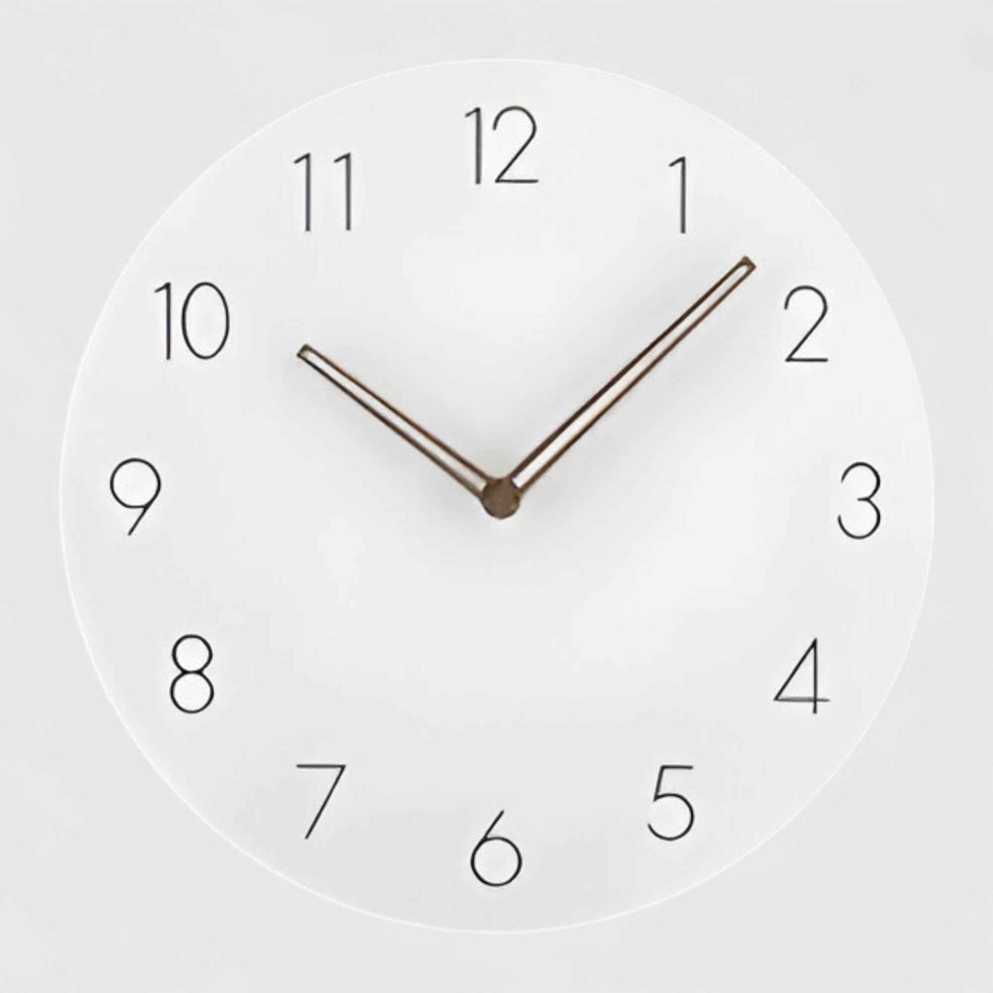 Horloges murales : Horloge Murale Silencieuse en Bois - Design Élégant et Minimaliste 29 cm dans Blanc de Marche Lino