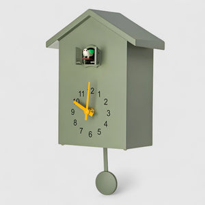 Horloges murales : Horloge Murale Design Élégante en Plastique et Métal dans Vert de Marche Lino