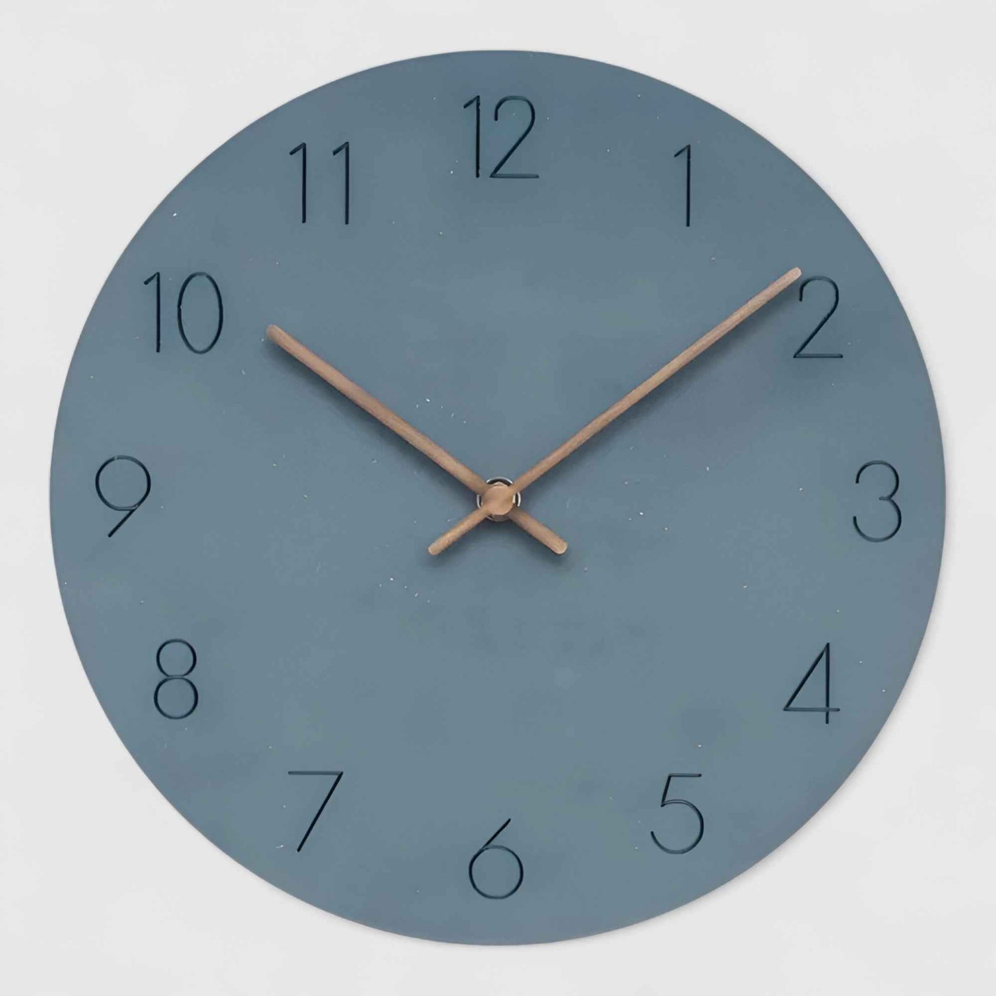 Horloges murales : Horloge Murale Silencieuse en Bois - Design Élégant et Minimaliste 29 cm dans Bleu de Marche Lino