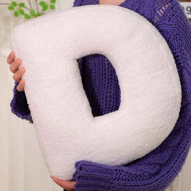 Coussin Lettre en Peluche – Alphabet Décoratif Blanc – 40 cm