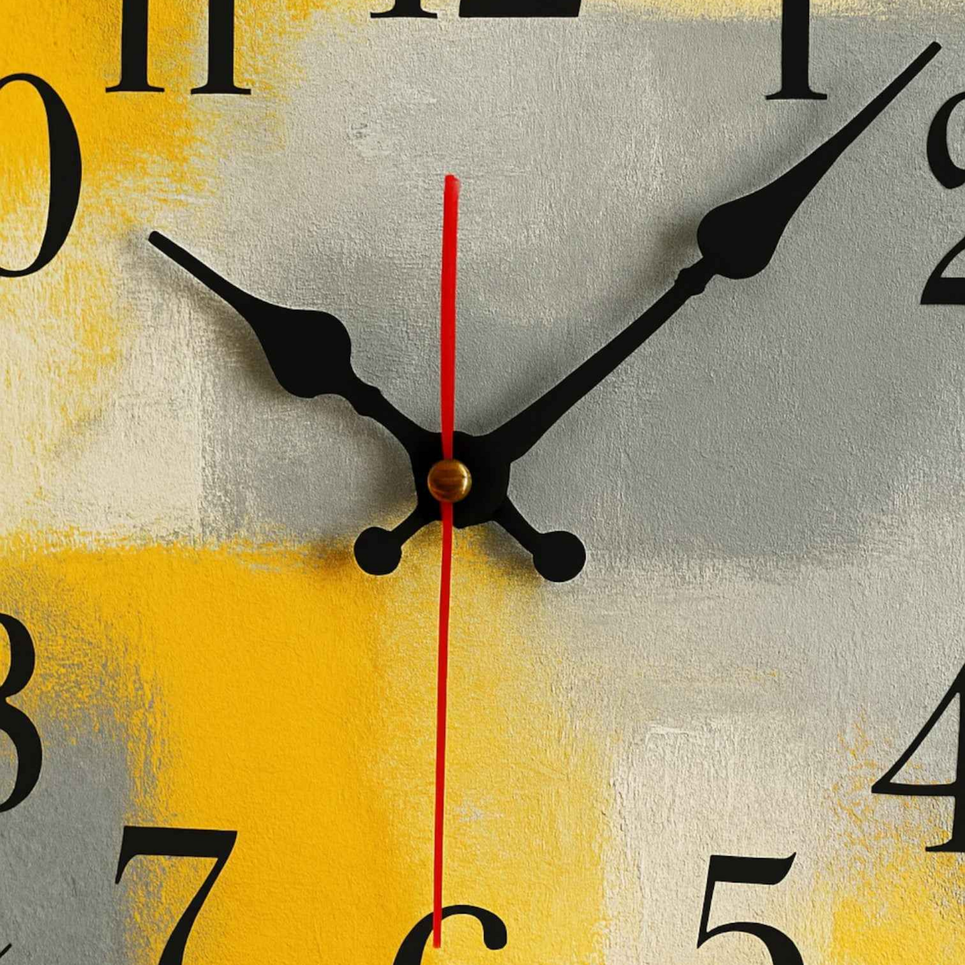 Horloge Murale Ronde en Bois – Design Moderne