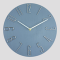 Geräuschlose Wanduhr 30 cm Glas – Metallische Zahlen, moderner Stil