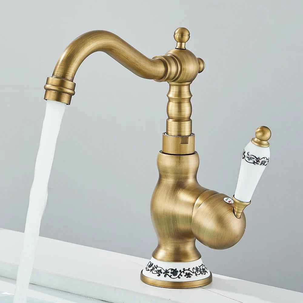 Mitigeur de Cuisine Rétro en Laiton avec Poignée Unique