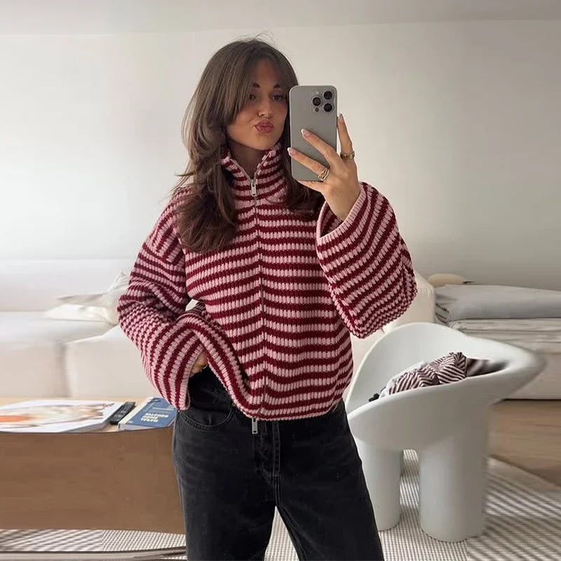Pull Femme à Rayures Col Roulé Chic 7