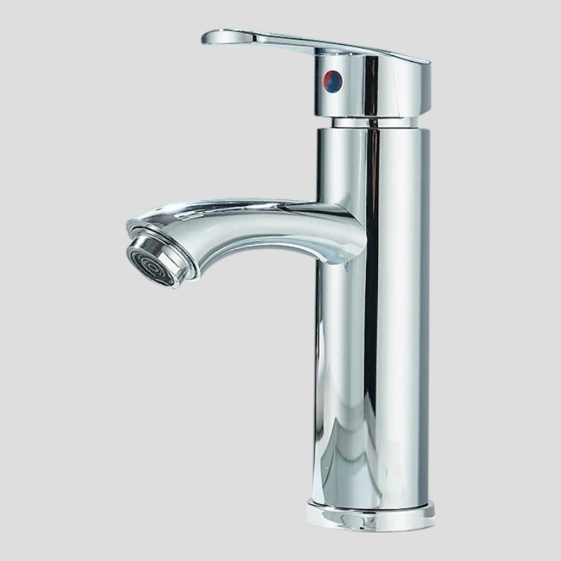 Verchromte Waschbeckenarmatur fürs Badezimmer