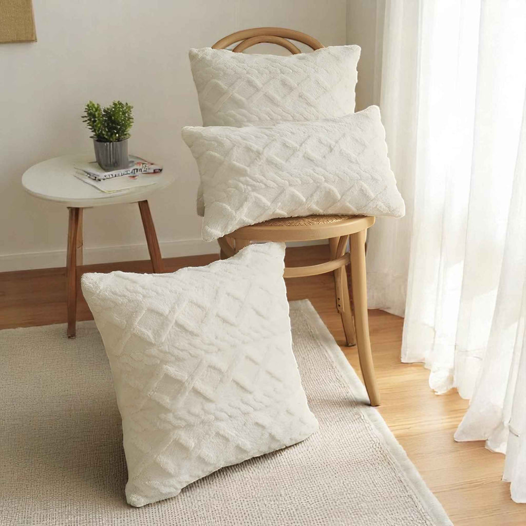 Housses de coussin : Taie d'oreiller peluche chic pour un confort élégant dans de Marche Lino