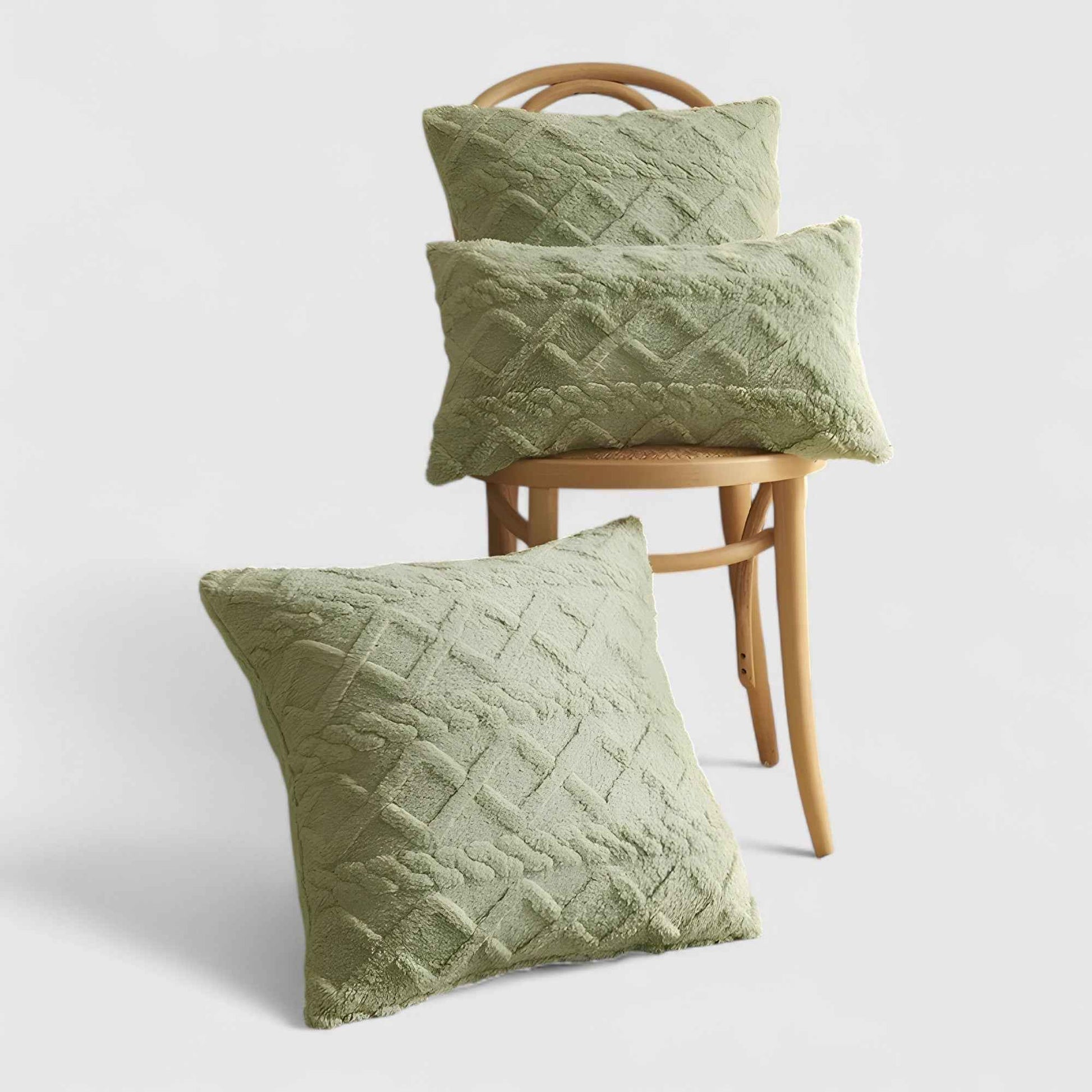 Housses de coussin : Taie d'oreiller peluche chic pour un confort élégant dans Vert clair de Marche Lino