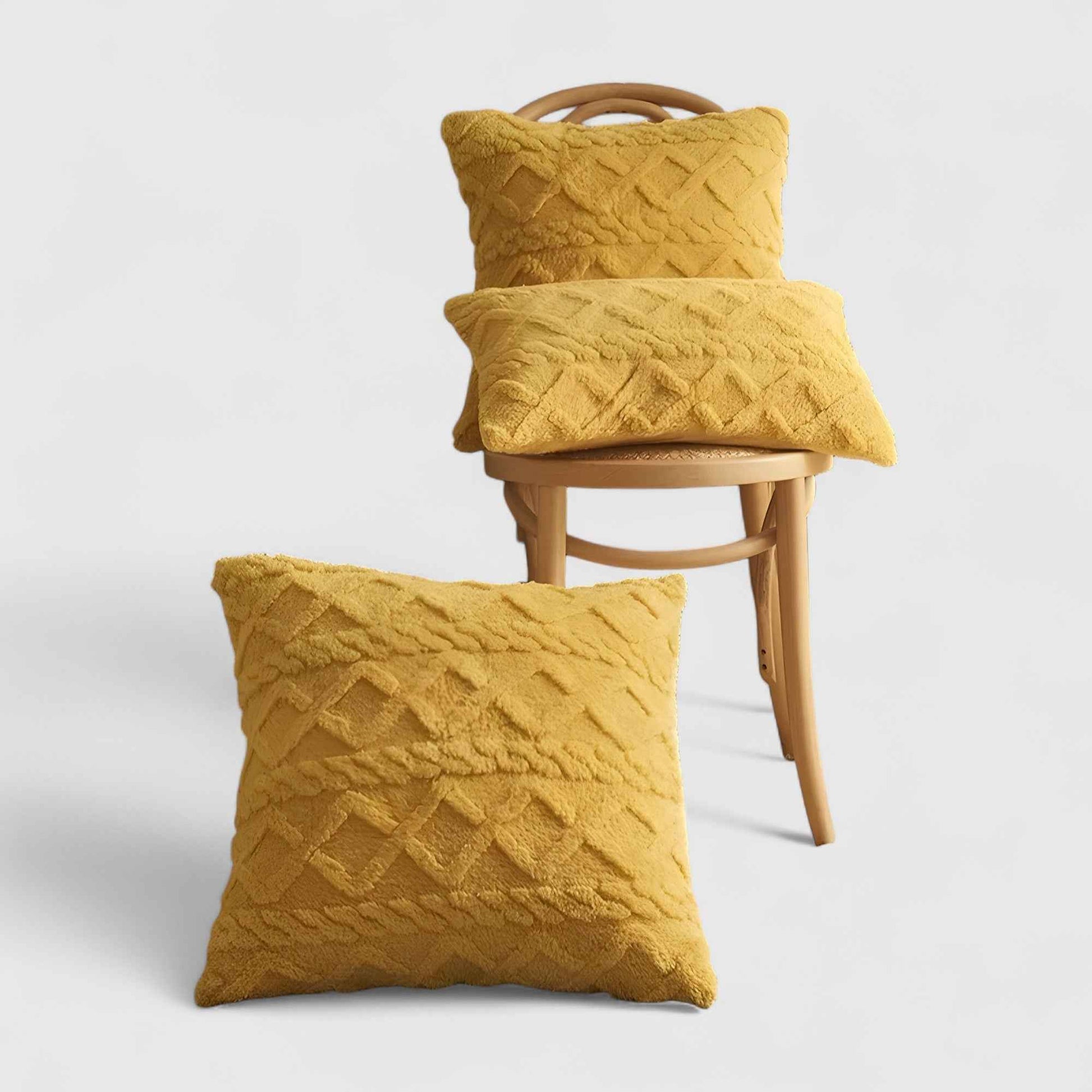 Housses de coussin : Taie d'oreiller peluche chic pour un confort élégant dans Jaune de Marche Lino