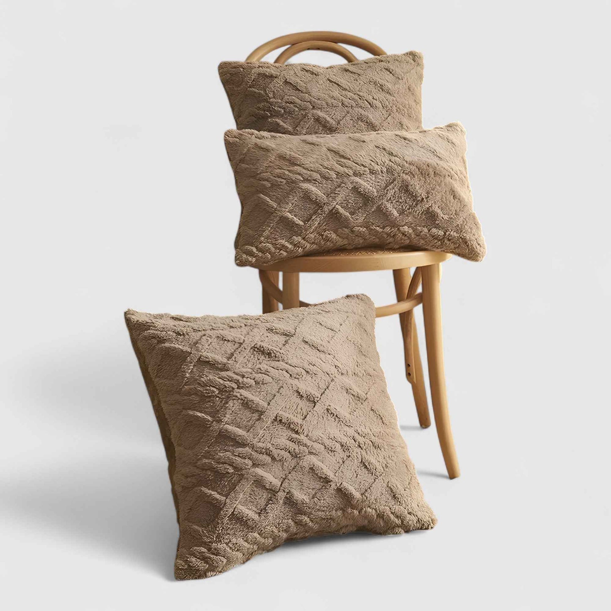 Housses de coussin : Taie d'oreiller peluche chic pour un confort élégant dans Kaki de Marche Lino