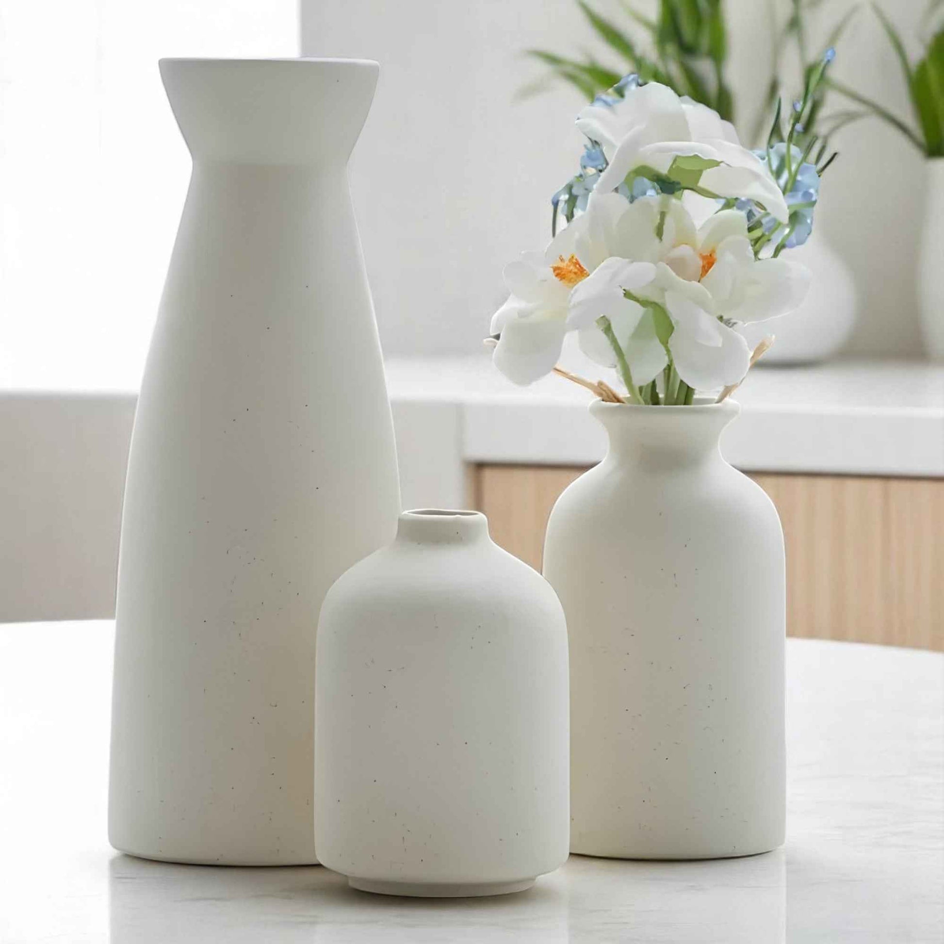 Vases : Ensemble de Vases en Céramique Moderne Blanc - Vases en Céramique Moderne Élégants dans de Marche Lino