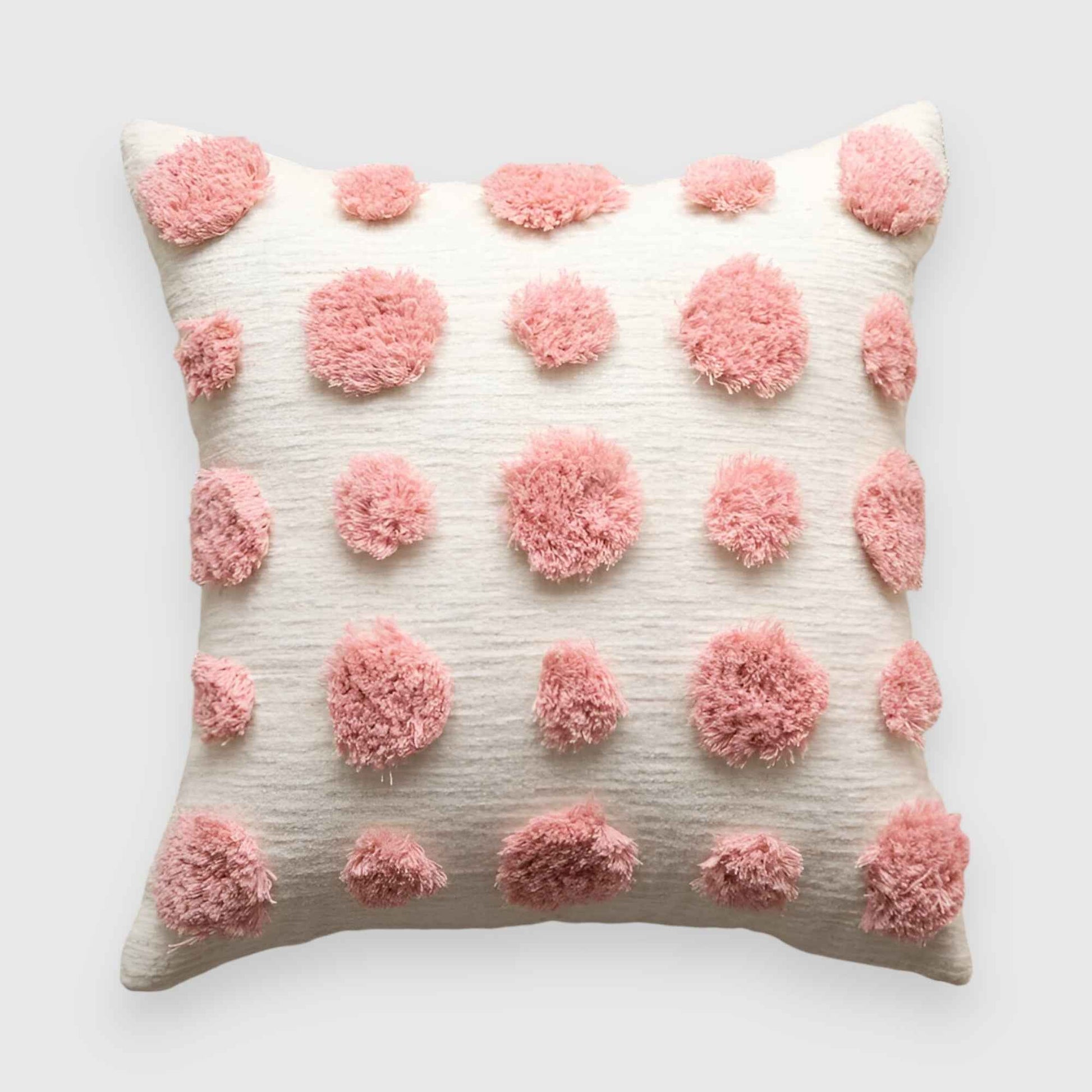 Coussins et Oreillers : Coussin décoratif rose velours capitonné pour un décor élégant dans de Marche Lino