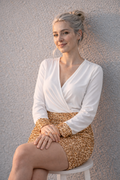 Damen Wickelbluse mit Pailletten-Minirock in Gold