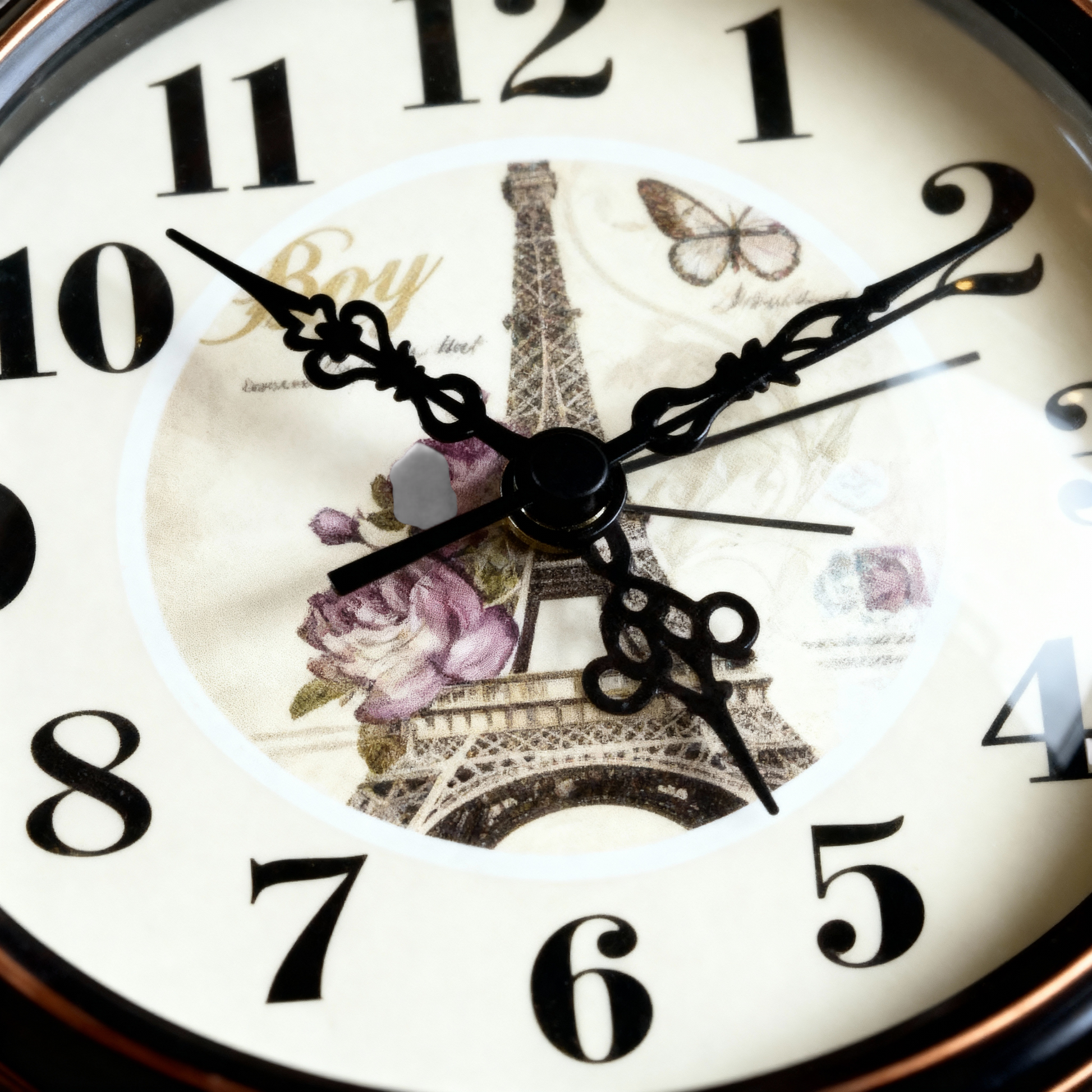 Horloge de table style vintage avec motif Tour Eiffel – Finition métal noir et bronze