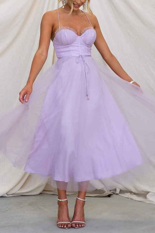 Robe Maxi Élégante à Bretelles en Mousseline pour une Fête de Princesse Moderne