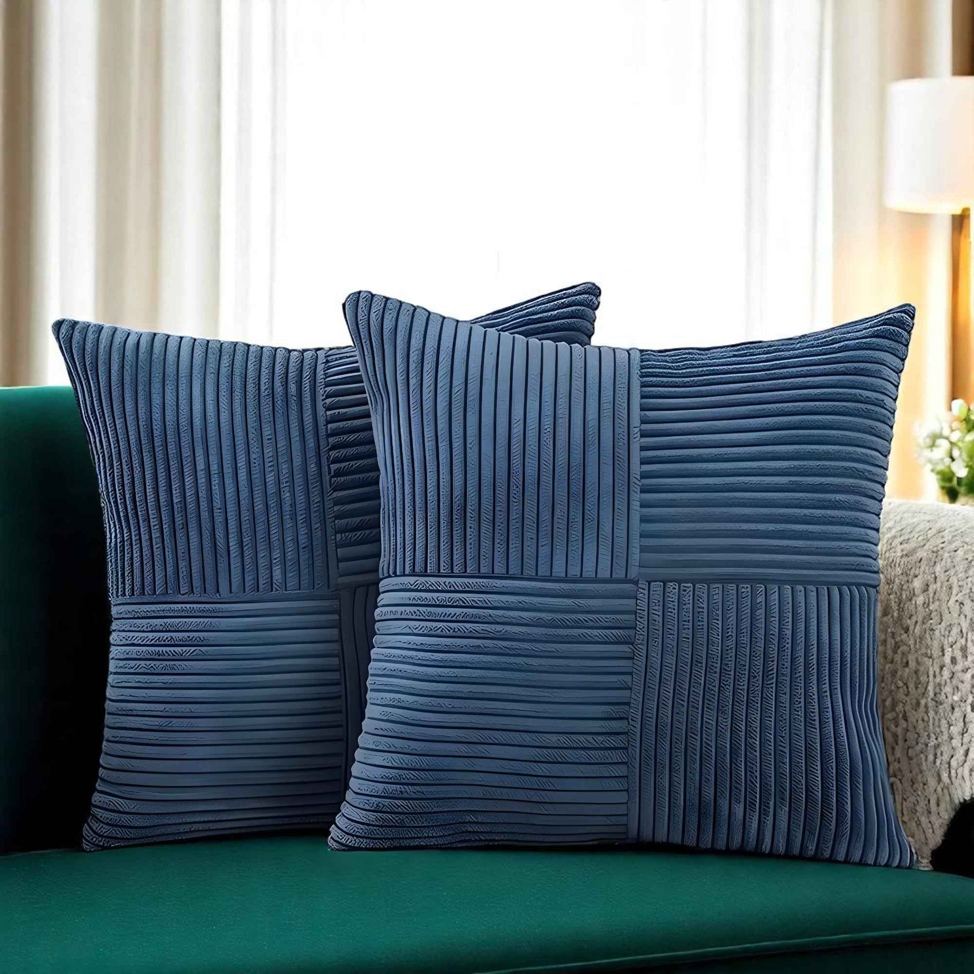 Housses de coussin : Housse de Coussin Velours Côtelé dans de Marche Lino