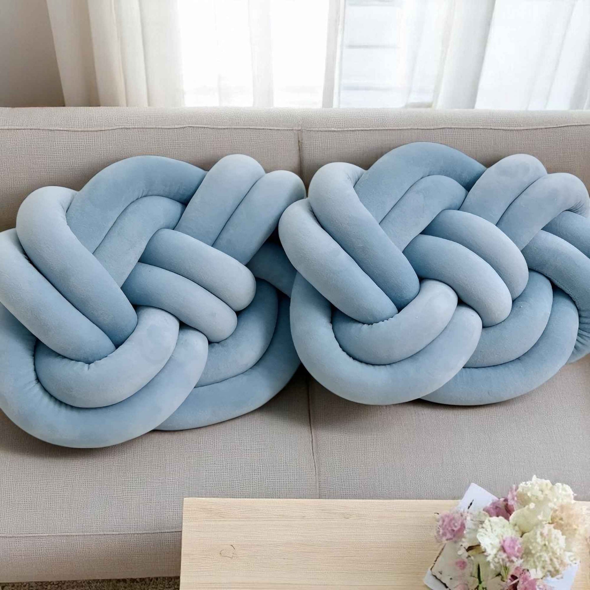 Coussins décoratifs : Ensemble Oreillers Décoratifs Peluche - 2 Oreillers Doux et Chic dans de Marche Lino