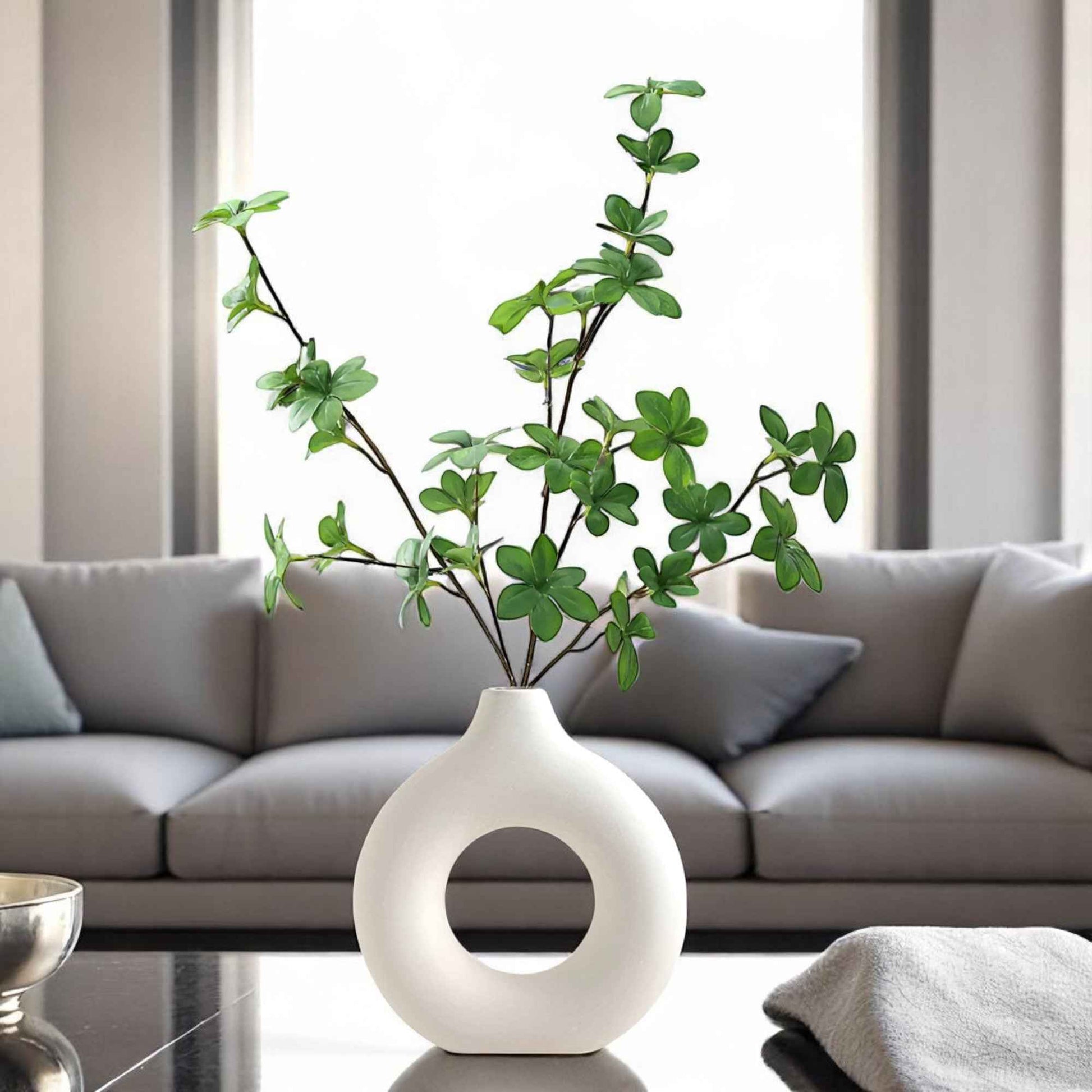 Vases : Vase Décoratif Céramique Blanche - Élégance Rétro pour Sublimer Votre Intérieur dans de Marche Lino