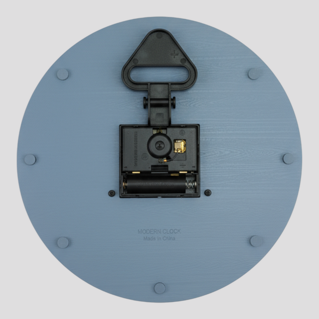 Horloge Murale Silencieuse 30 cm – Chiffres Métalliques, Style Moderne