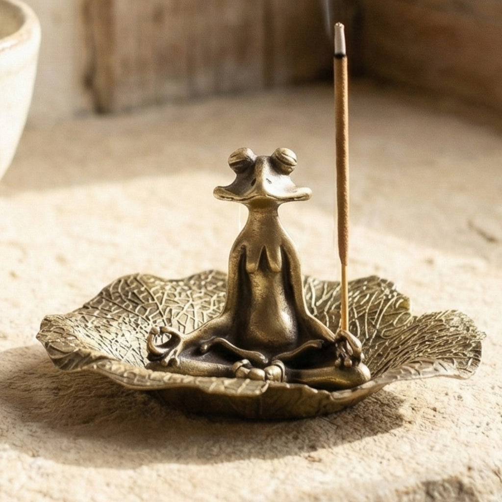 Brûleur D'encens en Laiton en Forme de Grenouille en Dentelle