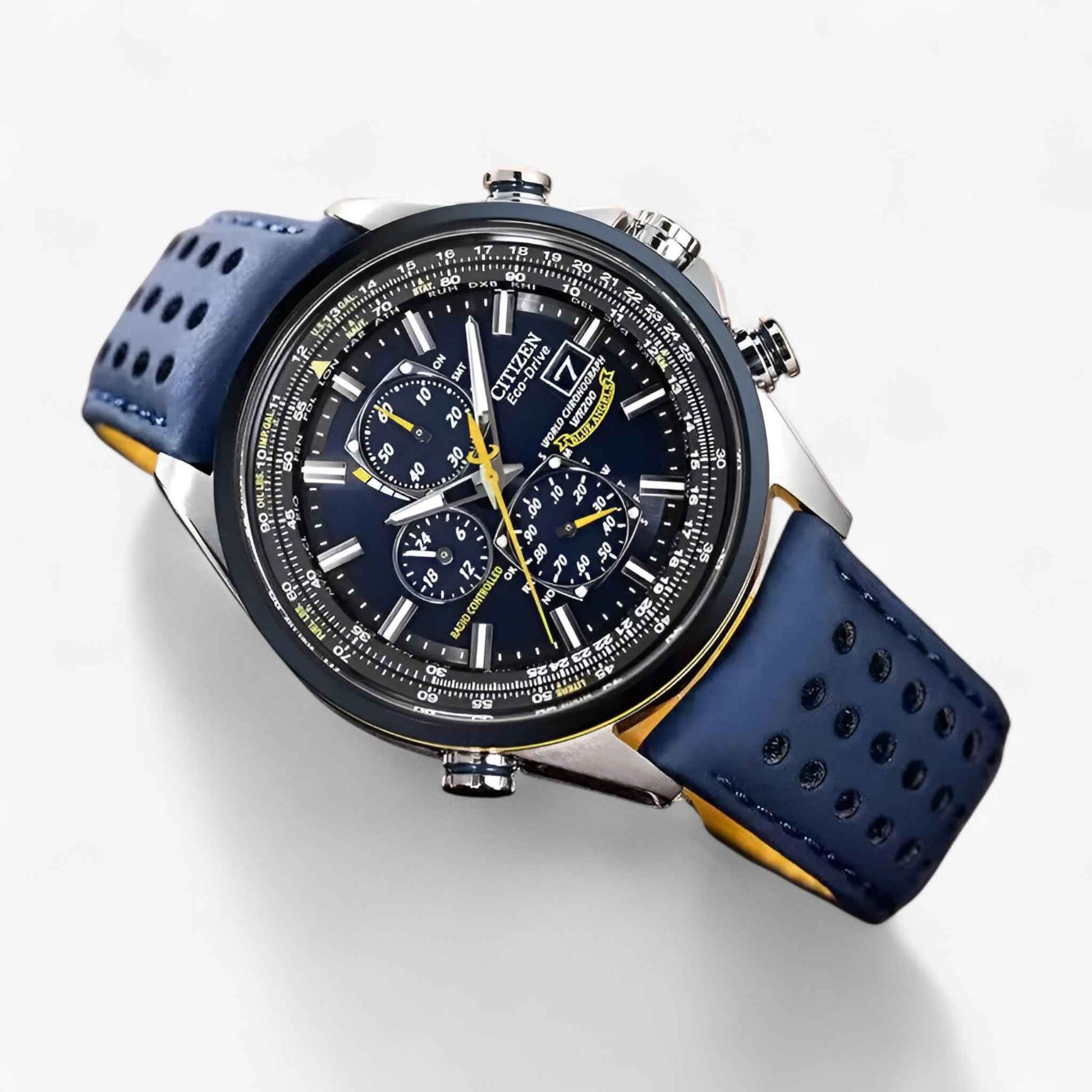 Montre Chronographe Homme MultiSteel 42mm, Acier Argent avec Cadran Bleu Élégant