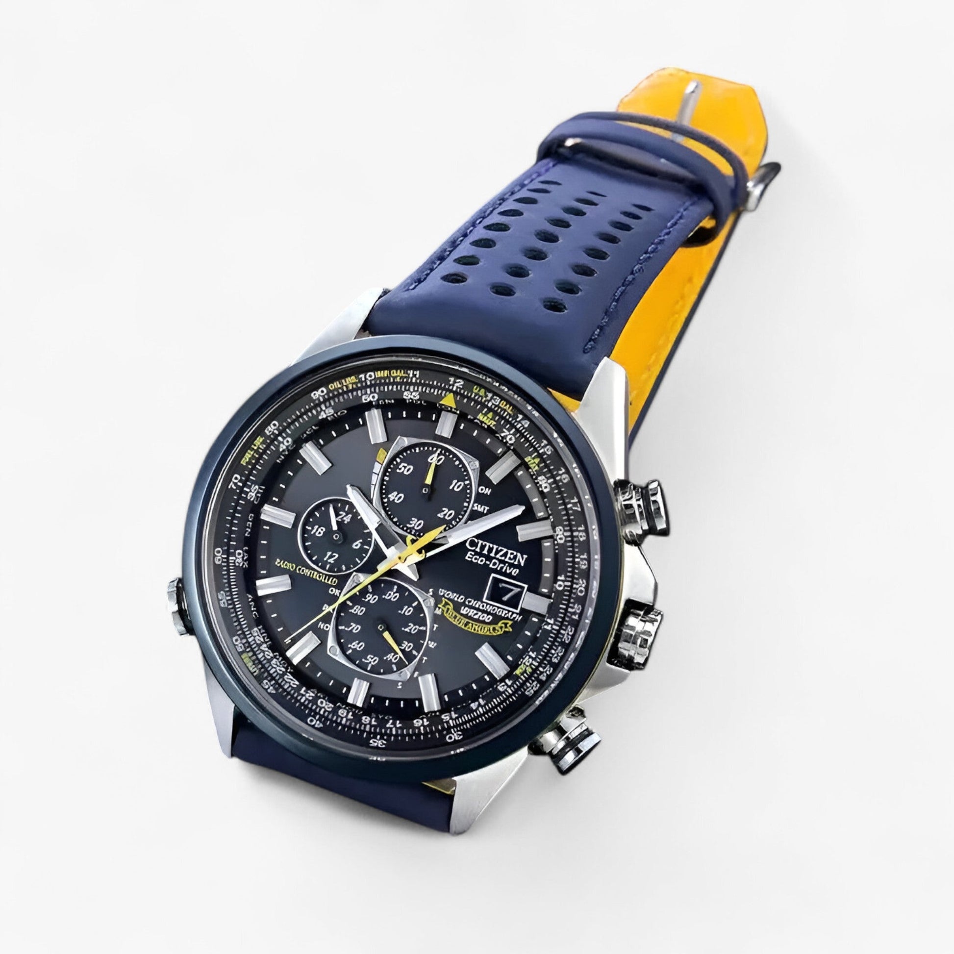 Montre Chronographe Homme MultiSteel 42mm, Acier Argent avec Cadran Bleu Élégant
