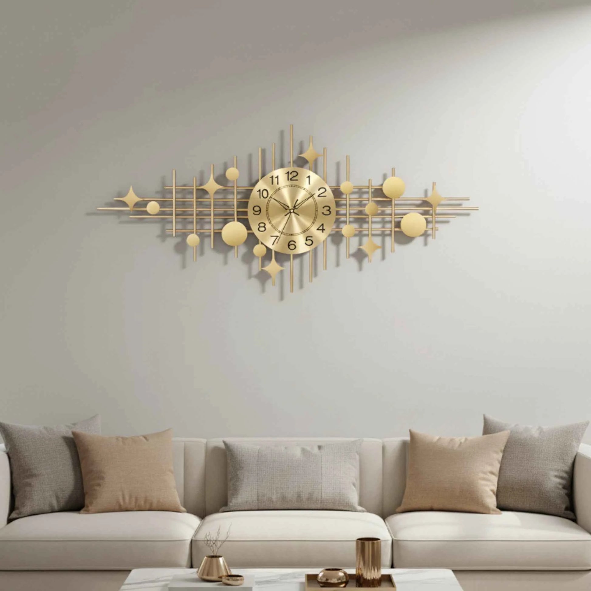 Horloge Murale Design en Métal Doré – Grand Format Étoile Géométrique