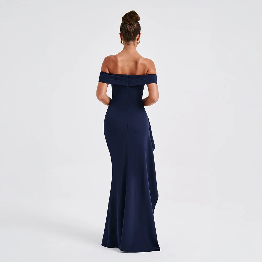 Langes Damenkleid mit freiliegenden Schultern & elegantem Schlitz - Ideal für Abend/Ceremonie