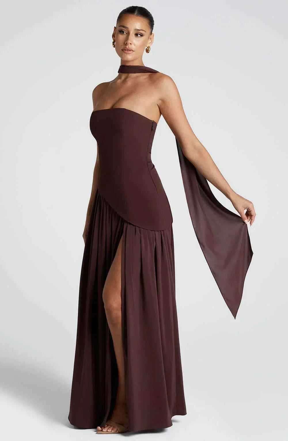 Robe longue bustier corset avec détail foulard et fente haute
