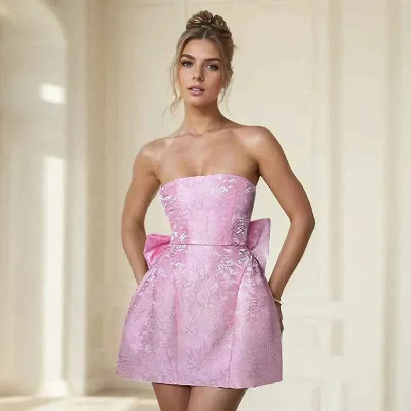 Robe courte femme jacquard sans bretelles avec dos nu