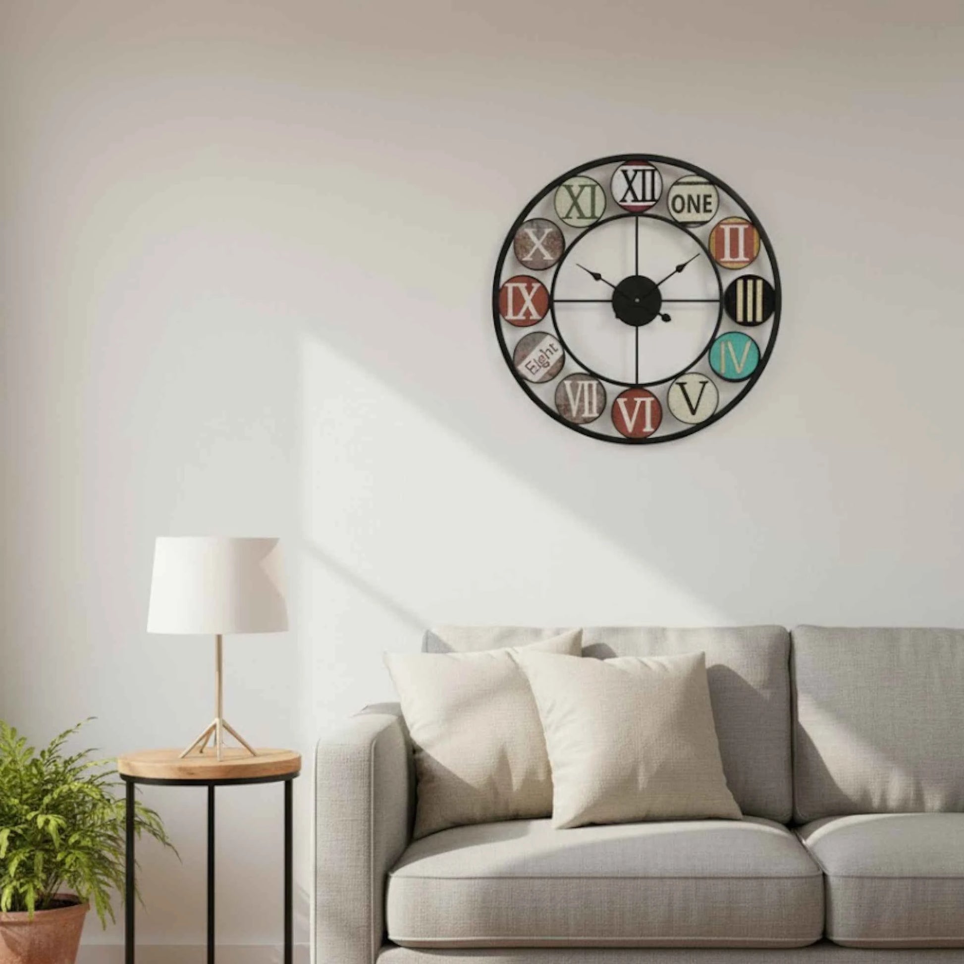 Horloge Murale Rétro Européenne en Fer – Chiffres Romains et Plexiglas Bombé