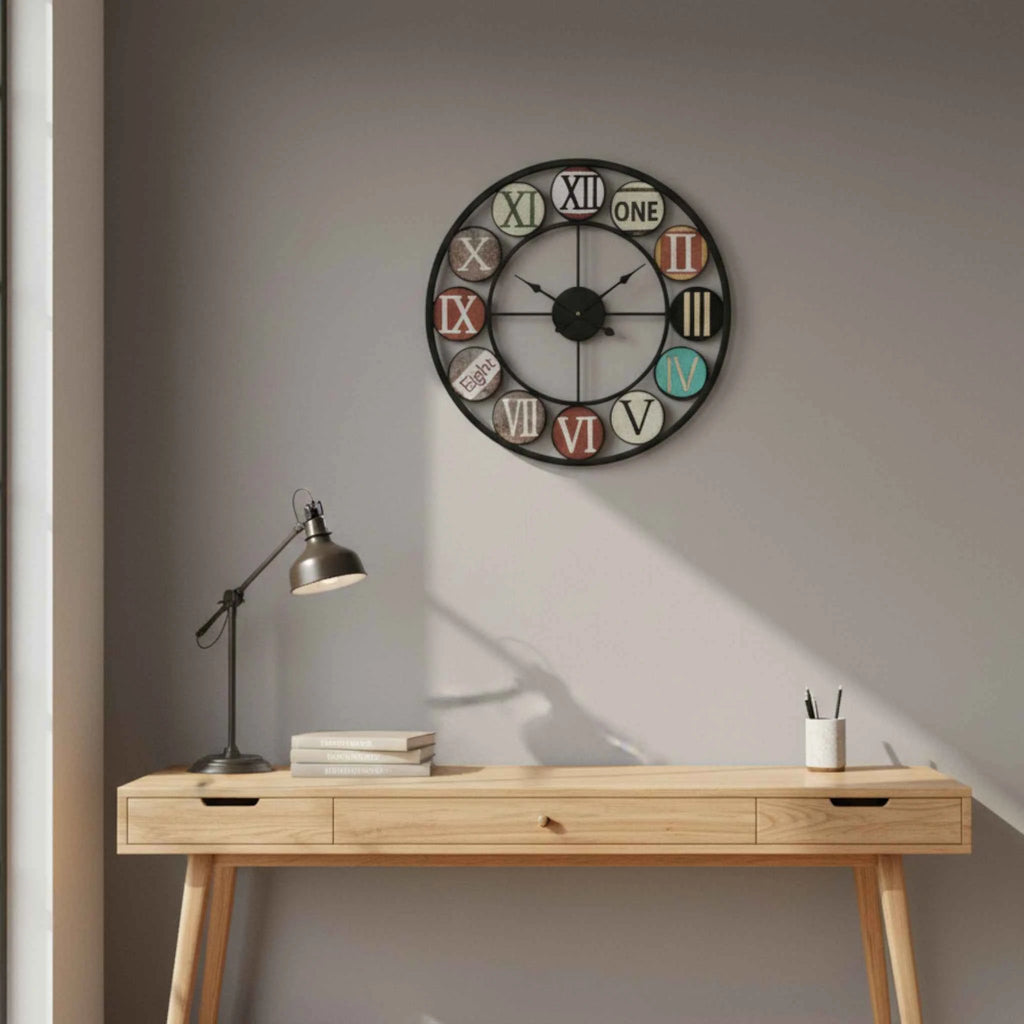 Horloge Murale Rétro Européenne en Fer – Chiffres Romains et Plexiglas Bombé