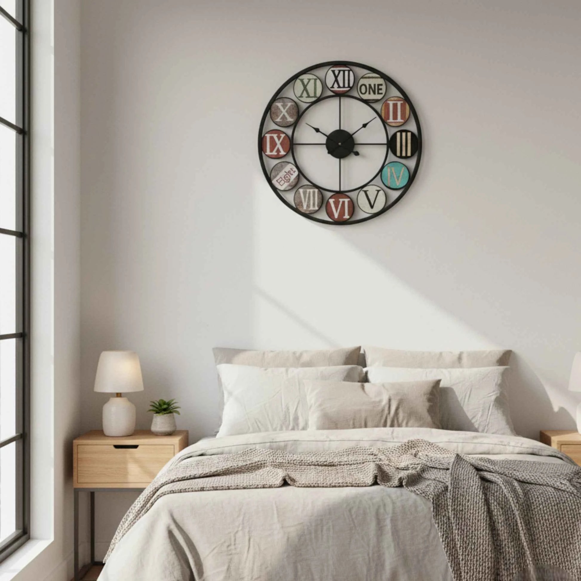Horloge Murale Rétro Européenne en Fer – Chiffres Romains et Plexiglas Bombé