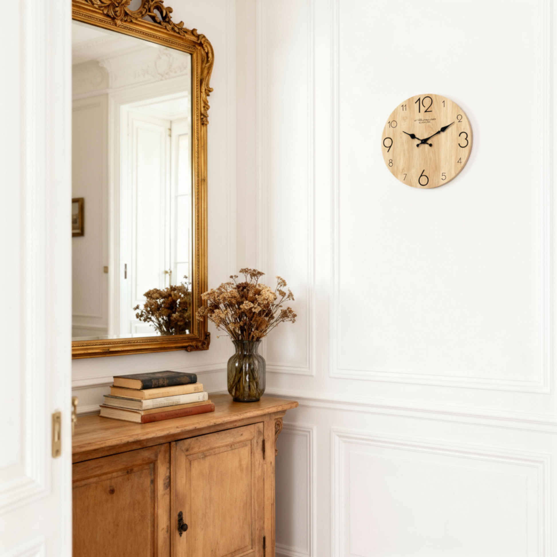 Horloge Murale en Bois au Design Élégant